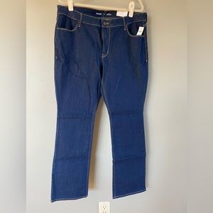 NWT Old Navy mid-rise boot cut jeans